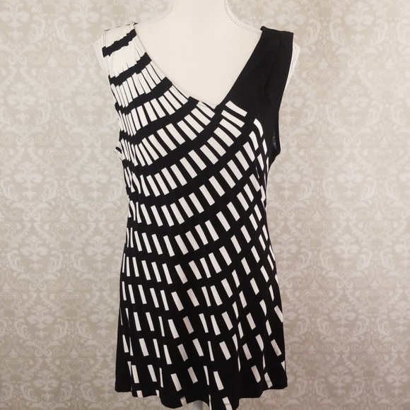 CAbi Tops - CAbi Black & White Geometric Tank Top